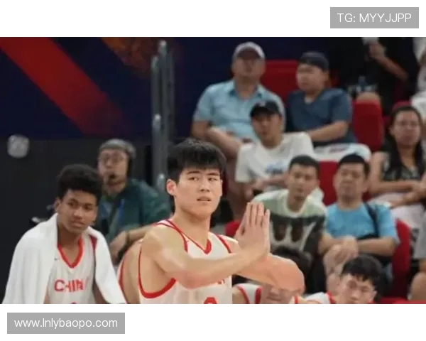 广东小将陈家政晒签约照感恩一切迎接新赛季正式加入一队